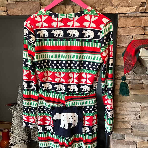 Christmas in July Party Flap Onesie Hallmark Bear Soft Cozy Holiday Red White L - Picture 4 of 7